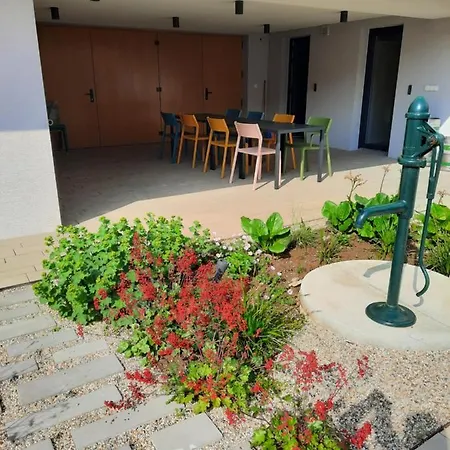 U Francuza Apartment Straznice Exterior photo